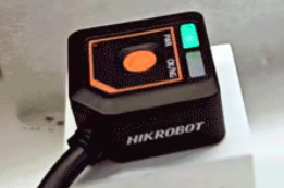 ?？禉C器人SC1000系列視覺傳感器換型檢測“零調試”，一鍵智能全搞定！